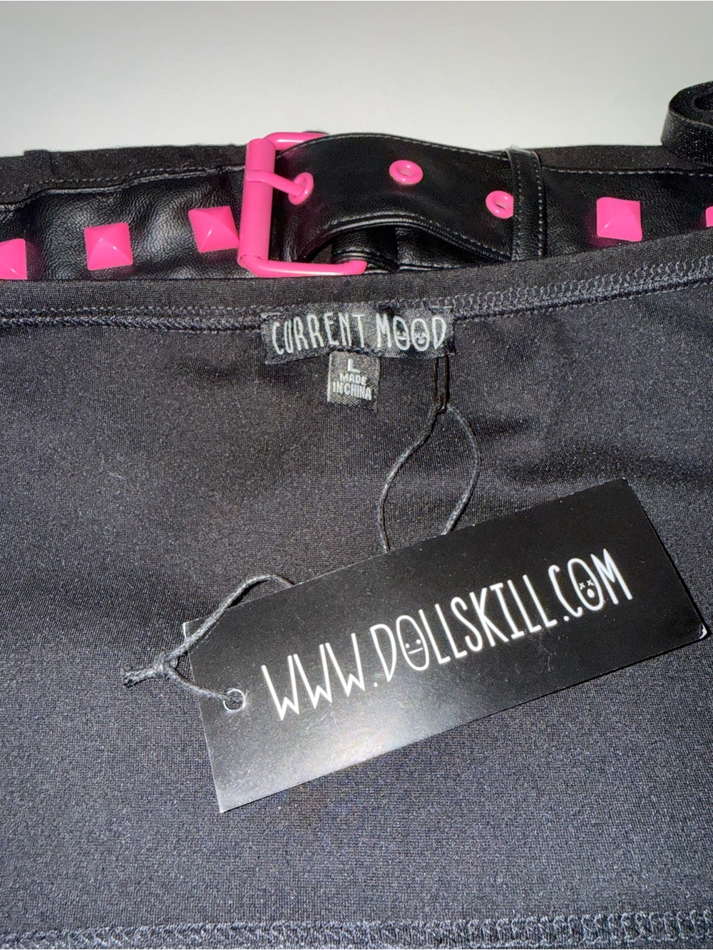 NWT Dolls Kill Current Mood Damage Control Buckle Crop Top Neon Studded Belt - Picture 6 of 8